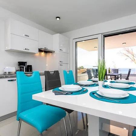 Luxury Lucica * マリンスカ